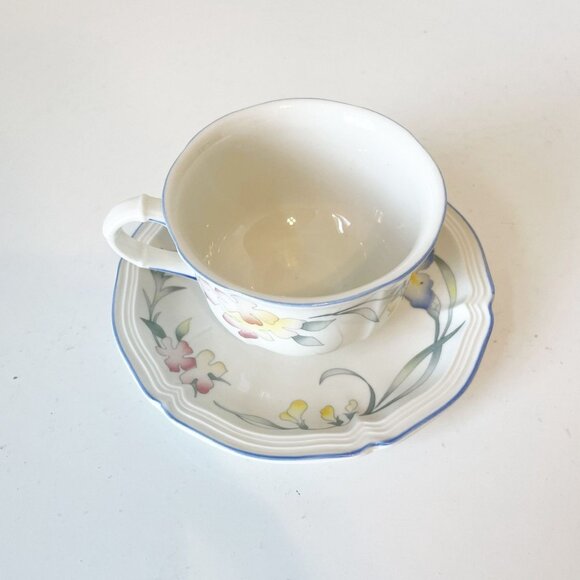 Set of 4 Villeroy & Boch RIVIERA Flat Coffee Cup & Saucer Vintage Dishes Floral - Picture 2 of 9